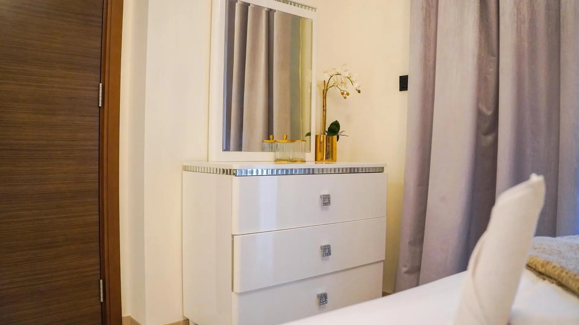 Vserve 2Br Perfect Blend Of Luxury Comfort & Convenience Dubai